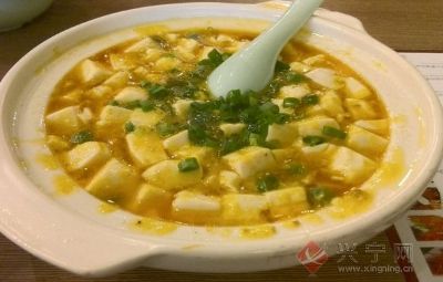 大坪布骆包子豆腐，广东梅州特产大坪布骆包子豆腐图文介绍