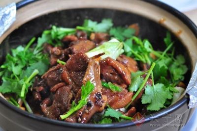 客家焖鹅，广东梅州特产客家焖鹅图文介绍