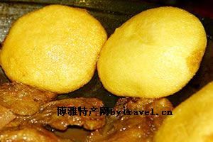 贴饽饽熬鱼，天津滨海新区特产贴饽饽熬鱼图文介绍