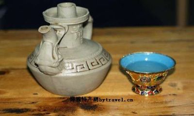 西藏青稞酒,西藏拉萨特产西藏青稞酒图文介绍